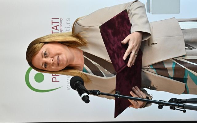 DLC Kft. kiemelt jelentőségű nagyléptékű gazdasági fejlesztés ünnepélyes átadása 