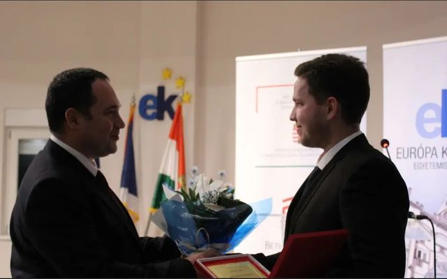 Pletikoszity Árpád kiemelkedő munkájáért nemrégiben átvette az Európa Alapítvány Pázmány Péter-díját
