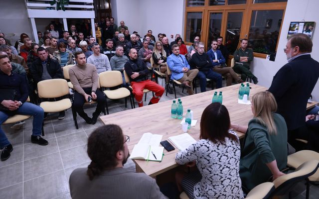 Ismertető lakossági fórum Óbecsén