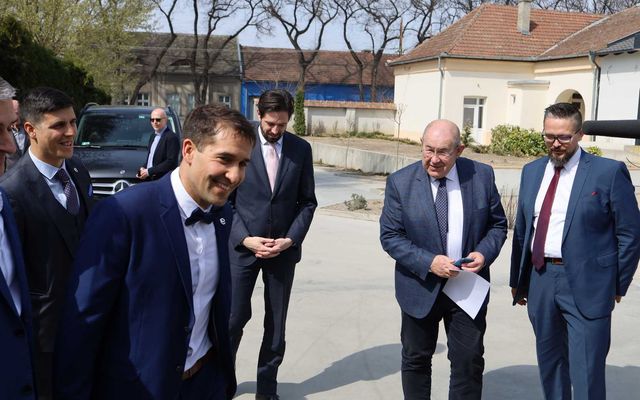 A Digital Hive Kft. kiemelt jelentőségű közepes és nagyléptékű gazdasági fejlesztés megtekintése