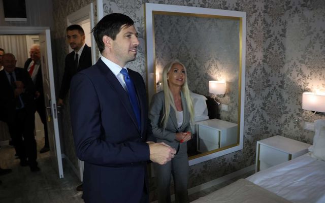 Az újvidéki Queen Hotel kiemelt jelentőségű turisztikai beruházás ünnepélyes átadása