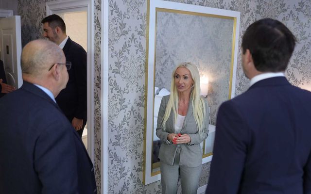 Az újvidéki Queen Hotel kiemelt jelentőségű turisztikai beruházás ünnepélyes átadása