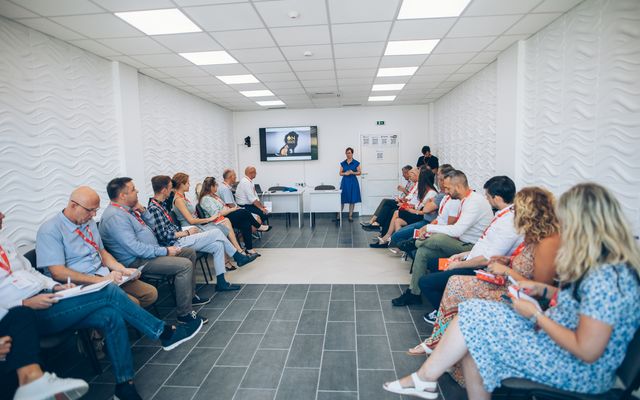 A Vajdasági Mentorprogram 4. évadának szakmai napja Zentán