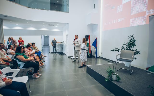 A Vajdasági Mentorprogram 4. évadának szakmai napja Zentán