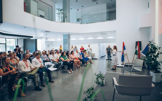 A Vajdasági Mentorprogram 4. évadának szakmai napja Zentán