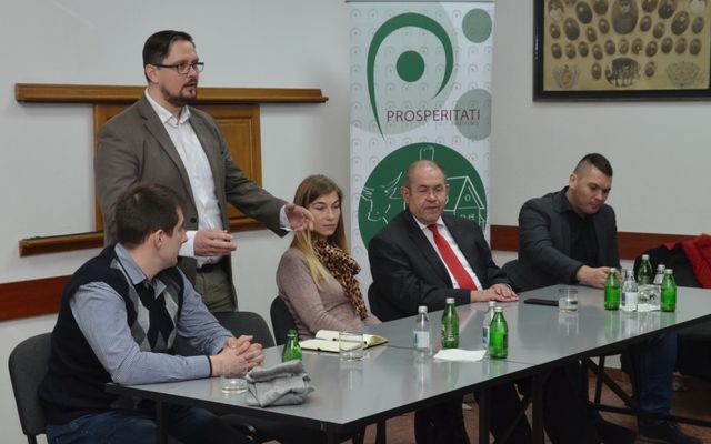 Lakossági fórum Kishegyesen (képek)