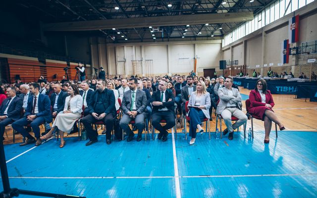 Ünnepélyes szerződéskötés a mezőgazdasági eszközök pályázat nyerteseivel