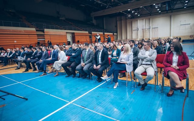 Ünnepélyes szerződéskötés a mezőgazdasági eszközök pályázat nyerteseivel