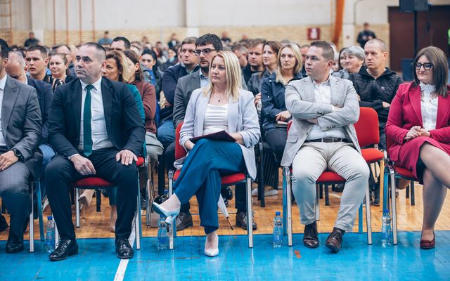 Ünnepélyes szerződéskötés a mezőgazdasági eszközök pályázat nyerteseivel