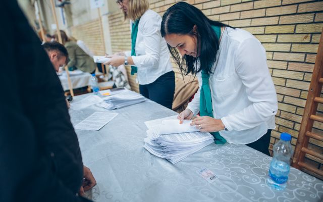 Ünnepélyes szerződéskötés a mezőgazdasági eszközök pályázat nyerteseivel