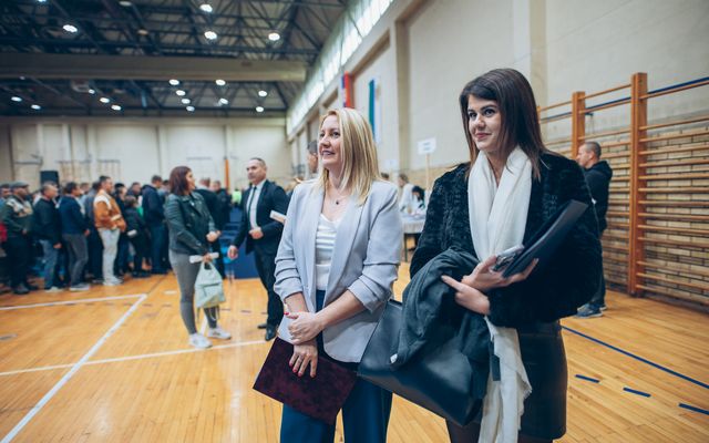 Ünnepélyes szerződéskötés a mezőgazdasági eszközök pályázat nyerteseivel