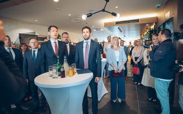 Az óbecsei Hotel Experience Lux kiemelt jelentőségű nagyléptékű turisztikai fejlesztés ünnepélyes átadása 