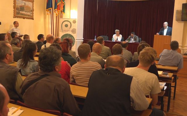 IV. pályázati körrel kapcsolatos tájékoztató lakossági fórum Adán (képek)