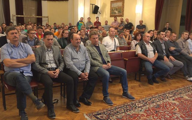 IV. pályázati körrel kapcsolatos tájékoztató lakossági fórum Adán (képek)