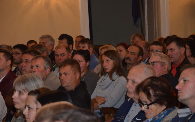 IV. pályázati körrel kapcsolatos tájékoztató lakossági fórum Magyarkanizsán (képek)