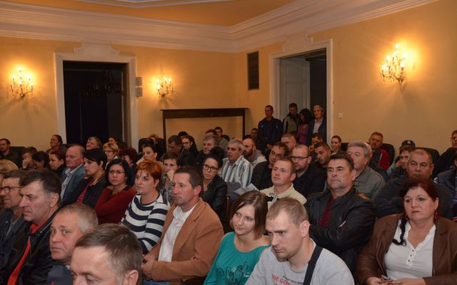 IV. pályázati körrel kapcsolatos tájékoztató lakossági fórum Magyarkanizsán (képek)