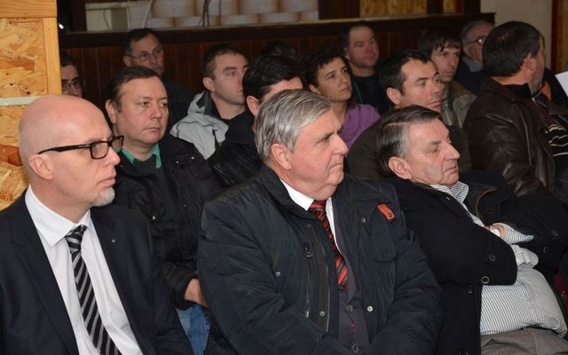 Ismertető előadás Szajánban (képek)