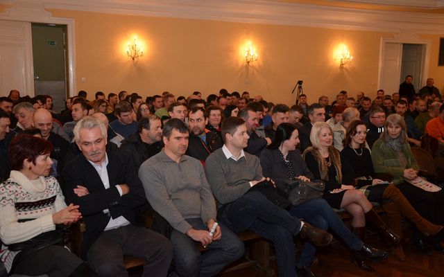 V. pályázati körrel kapcsolatos tájékoztató lakossági fórum Magyarkanizsán (képek)