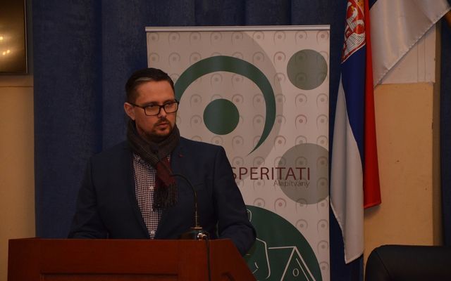V. pályázati körrel kapcsolatos tájékoztató lakossági fórum Magyarkanizsán (képek)