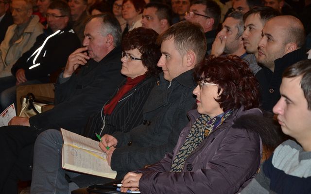 V. pályázati körrel kapcsolatos tájékoztató lakossági fórum Magyarkanizsán (képek)