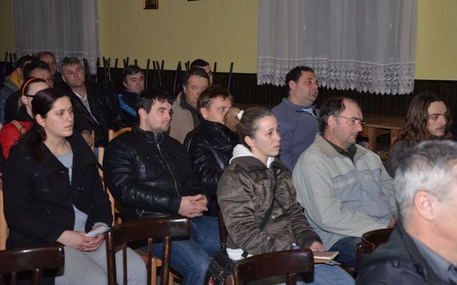 A Prosperitati Alapítvány pályázatainak ismertetése, Kispiac (képek)