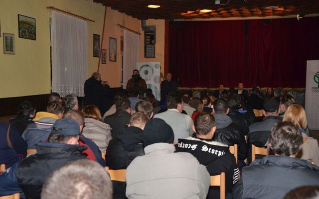 A Prosperitati Alapítvány pályázatainak ismertetése, Kispiac (képek)
