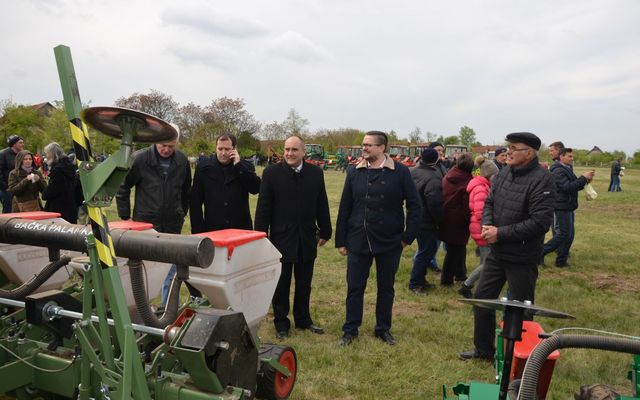 Bemutatkoztak a nyertes pályázók Magyarkanizsán (képek)
