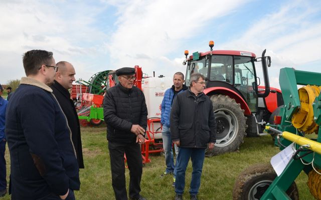 Bemutatkoztak a nyertes pályázók Magyarkanizsán (képek)