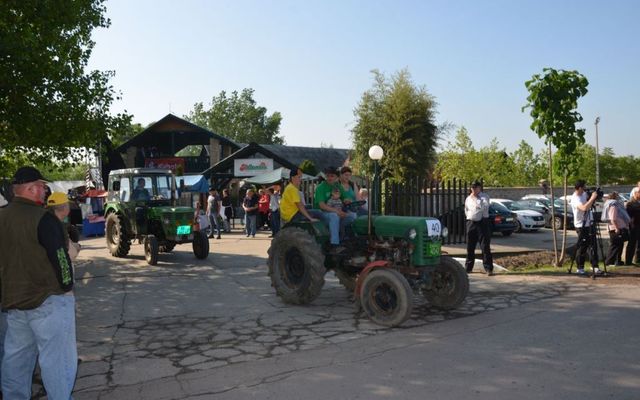 A Prosperitati Alapítvány nyertes pályázói is bemutatkoztak a X. Traktorfesztiválon (képek)