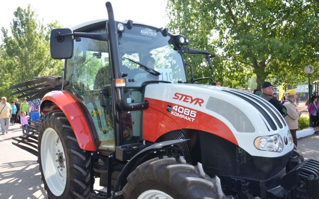A Prosperitati Alapítvány nyertes pályázói is bemutatkoztak a X. Traktorfesztiválon (képek)