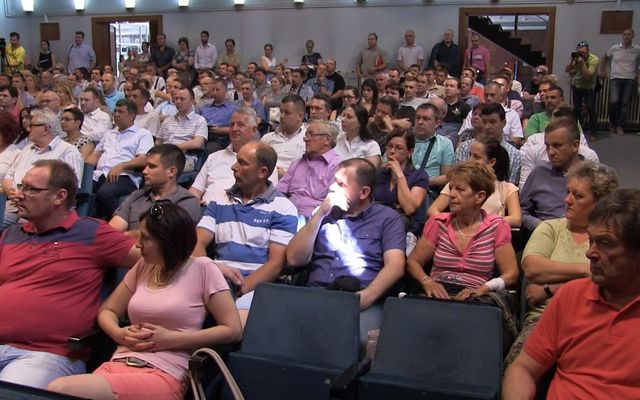 Szerződésaláírás az egyéni vállalkozók, illetve a mikro- és kisvállalkozások eszközbeszerzésére kiírt pályázat nyerteseivel