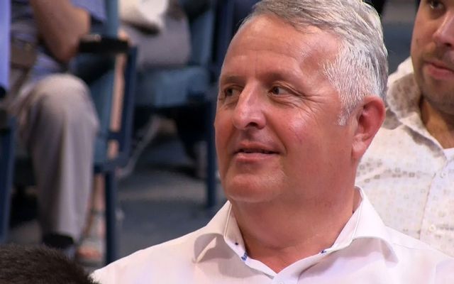 Szerződésaláírás az egyéni vállalkozók, illetve a mikro- és kisvállalkozások eszközbeszerzésére kiírt pályázat nyerteseivel