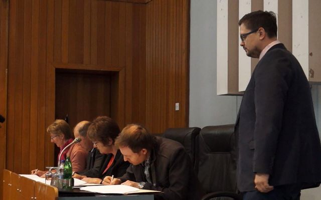 Szerződések aláírása a Prosperitati négy területén, első pályázati kiírás (képek)