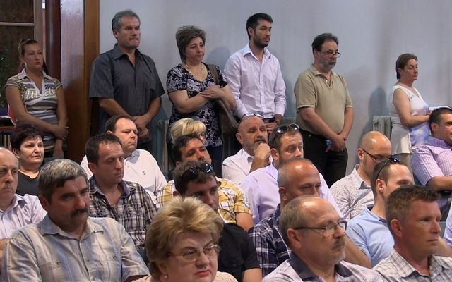 Szerződésaláírás az egyéni vállalkozók, illetve a mikro- és kisvállalkozások eszközbeszerzésére kiírt pályázat nyerteseivel
