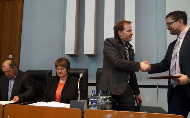 Szerződések aláírása a Prosperitati négy területén, első pályázati kiírás (képek)