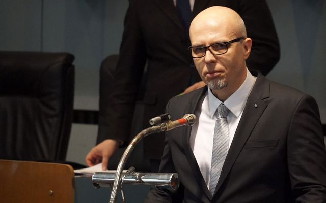 Szerződésaláírás a nyertes pályázókkal (képek)