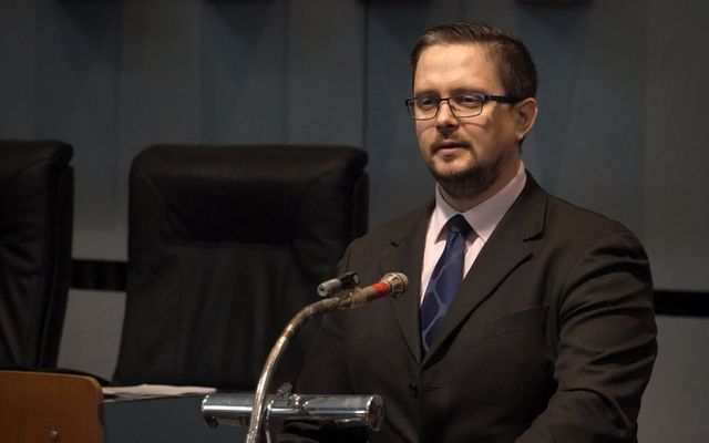 Szerződésaláírás a nyertes pályázókkal (képek)