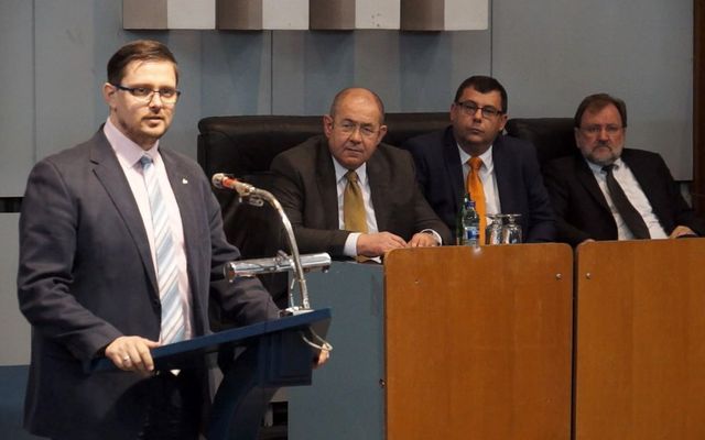 Szerződések aláírása a Prosperitati négy területén, első pályázati kiírás (képek)