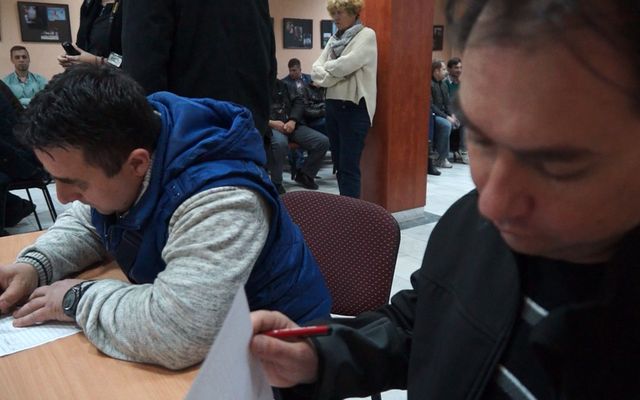 Szerződésaláírás a Pályakezdők vállalkozóvá válásának támogatására – START UP kiírt pályázat kapcsán (képek)
