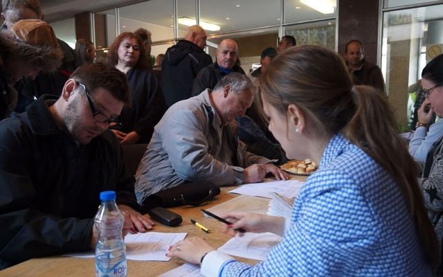 Szerződésaláírás a nyertes pályázókkal (képek)