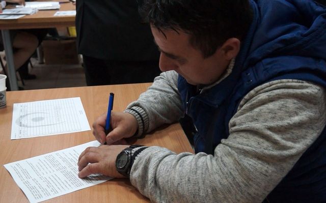 Szerződésaláírás a Pályakezdők vállalkozóvá válásának támogatására – START UP kiírt pályázat kapcsán (képek)