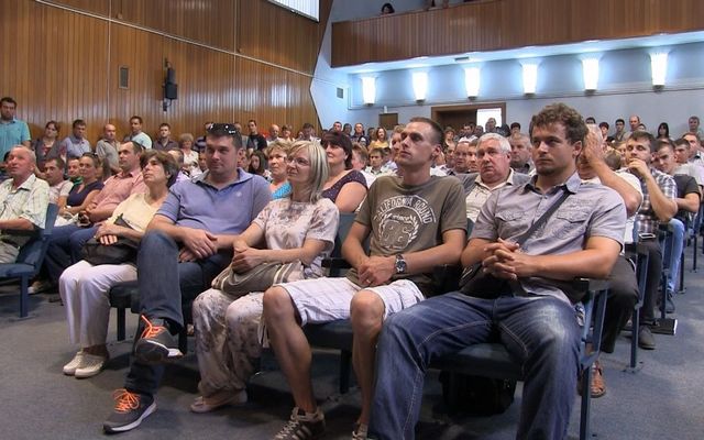 Szerződésaláírás a nyertes pályázókkal (képek)