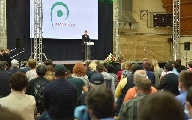 Vajdasági pályázók írtak alá szerződést a Prosperitati Alapítvánnyal