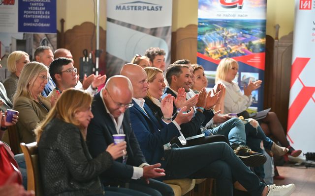 Connect + Grow üzleti konferencia második napja Palicsfürdőn