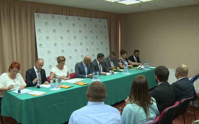 Sajtótájékoztató és szerződésaláírás, Szabadka (képek)