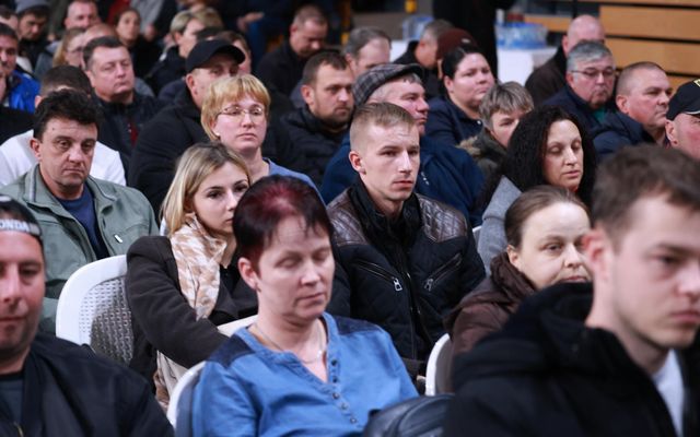 Ünnepélyes szerződéskötés a mezőgazdasági fejlesztések támogatására és a falusi házak vásárlására kiírt pályázatok forrás függvényében nyertes pályázóival