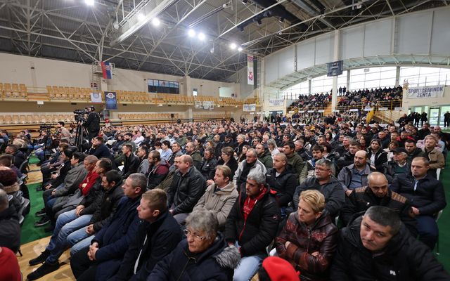 Ünnepélyes szerződéskötés a mezőgazdasági fejlesztések támogatására és a falusi házak vásárlására kiírt pályázatok forrás függvényében nyertes pályázóival