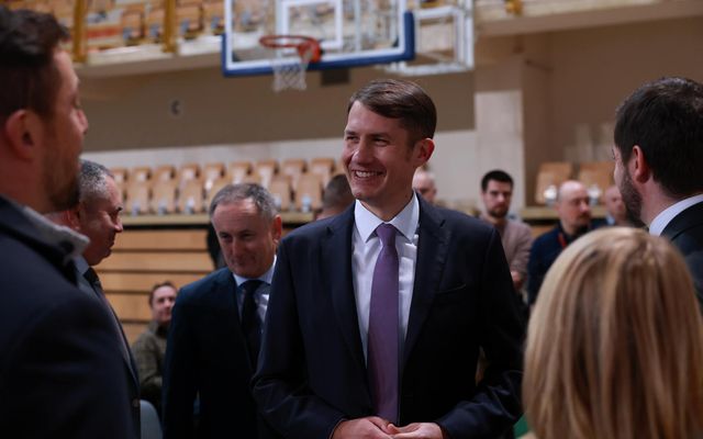 Ünnepélyes szerződéskötés a mezőgazdasági fejlesztések támogatására és a falusi házak vásárlására kiírt pályázatok forrás függvényében nyertes pályázóival