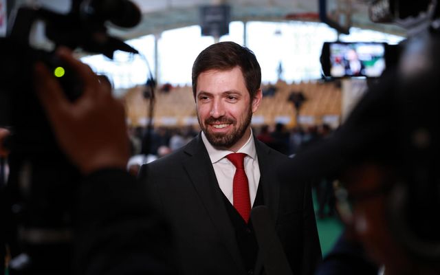 Ünnepélyes szerződéskötés a mezőgazdasági fejlesztések támogatására és a falusi házak vásárlására kiírt pályázatok forrás függvényében nyertes pályázóival