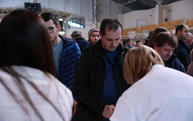 Ünnepélyes szerződéskötés a mezőgazdasági fejlesztések támogatására és a falusi házak vásárlására kiírt pályázatok forrás függvényében nyertes pályázóival